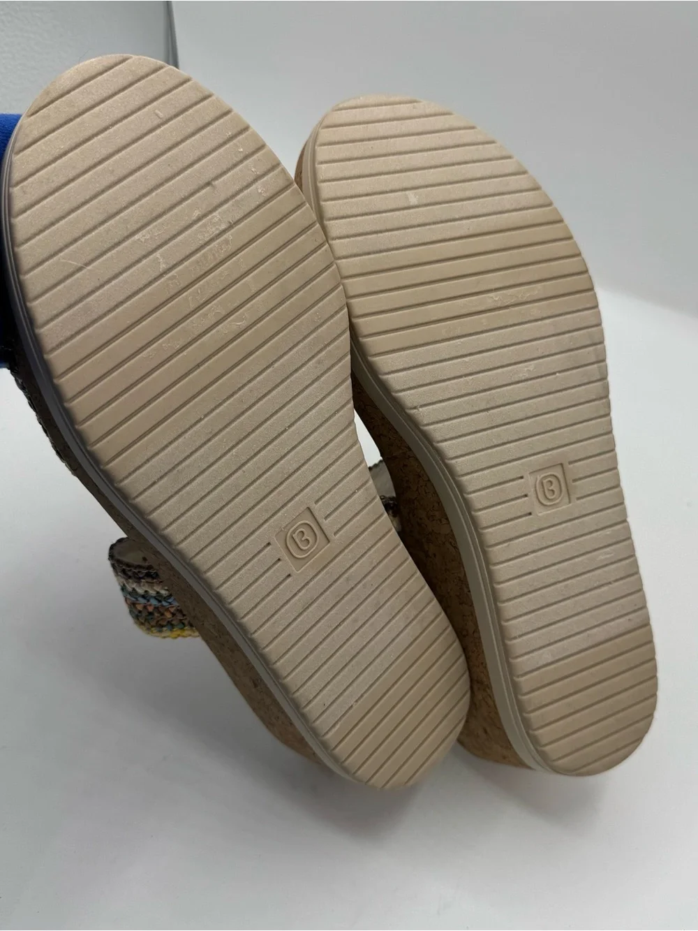 BZEES Life stride Resort Natural multicolor Wedge Sandals Size 9 coastal summer